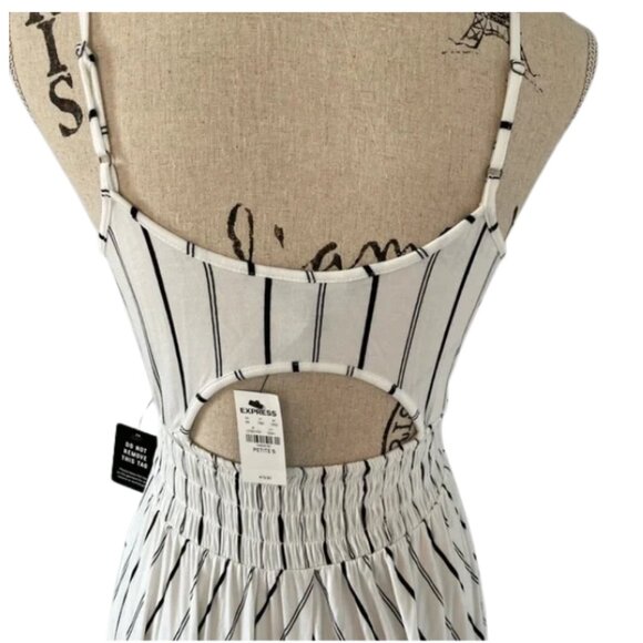 Express High-Low Ruffle Knit Dress Striped White Black Size S Petite - Picture 7 of 11